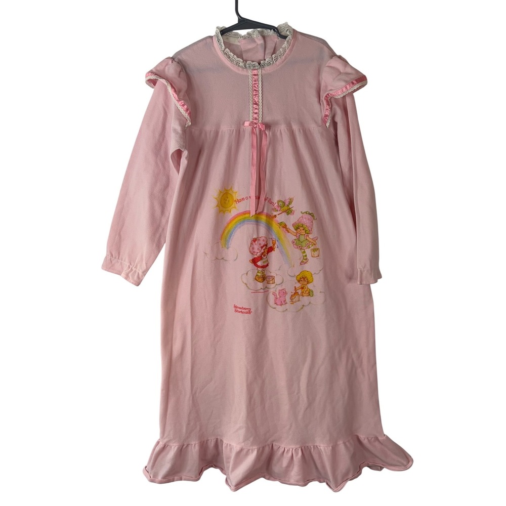 Vintage Strawberry Shortcake Pink Fleece Nightgown Lace Ruffle Rainbow Girls